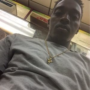 Meet your Posher, Devonnie